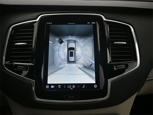 Used 2025 Volvo XC90 B6 Plus w/ Protection Package Premier image 21