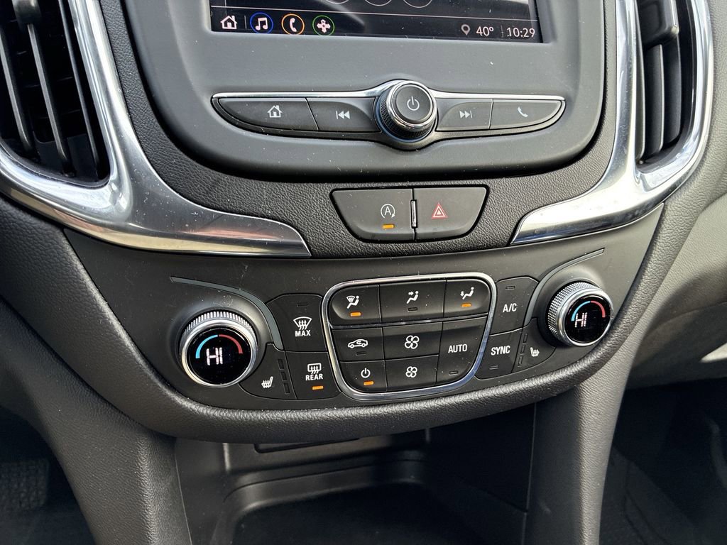 Used 2024 Chevrolet Equinox LT w/ LPO, Floor Liner Package FWD image 17