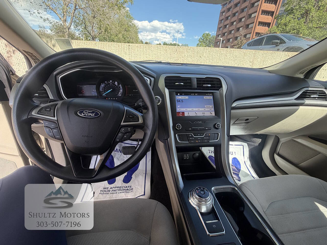 Used 2019 Ford Fusion SE FWD image 14