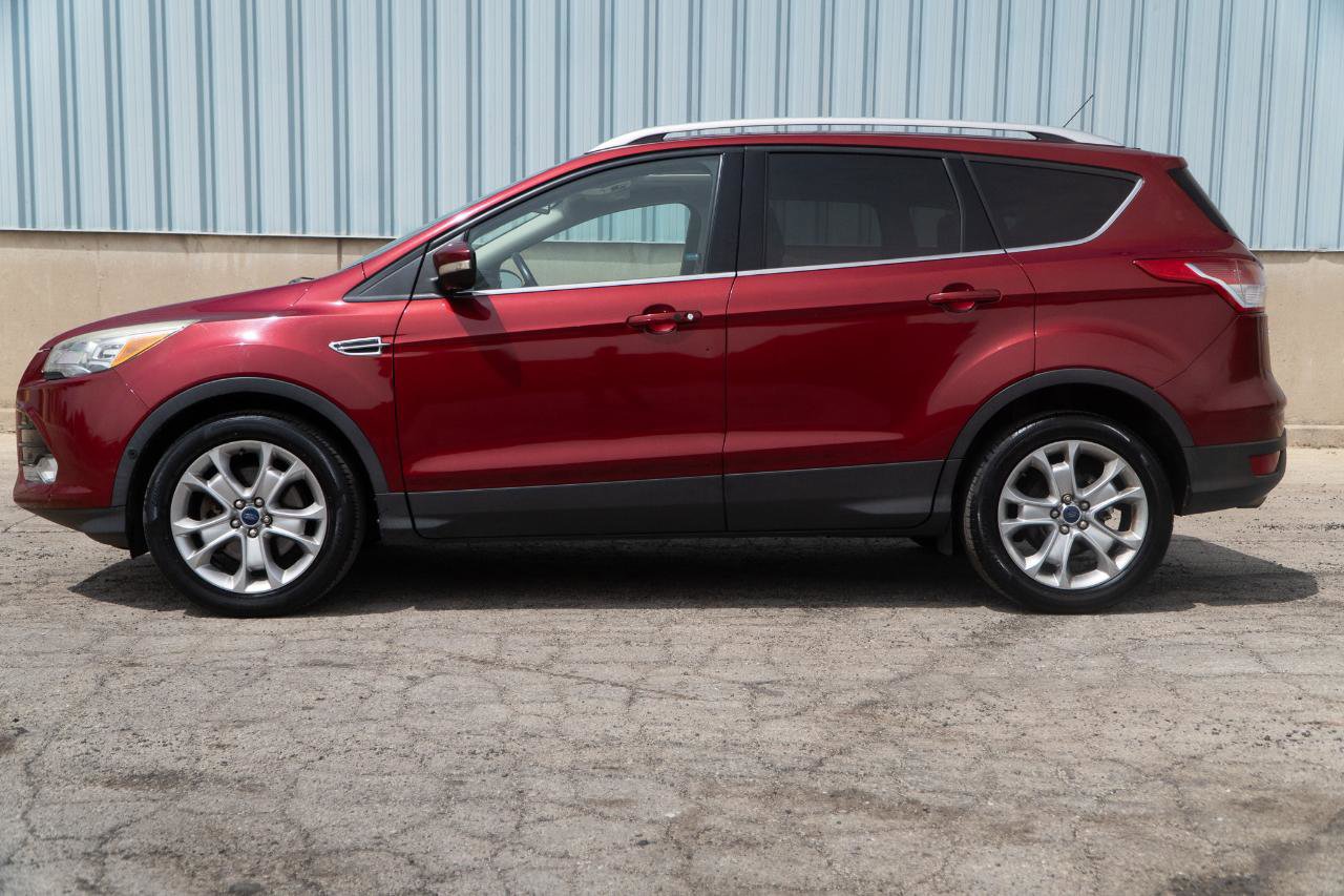 Used 2015 Ford Escape Titanium w/ Equipment Group 301A AWD/4WD image 6