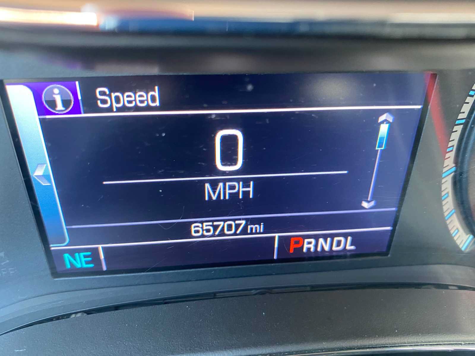 Used 2017 Chevrolet Cruze Premier FWD image 8