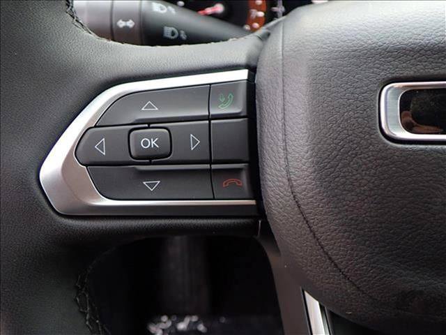 New 2026 Jeep Compass Latitude AWD/4WD image 13