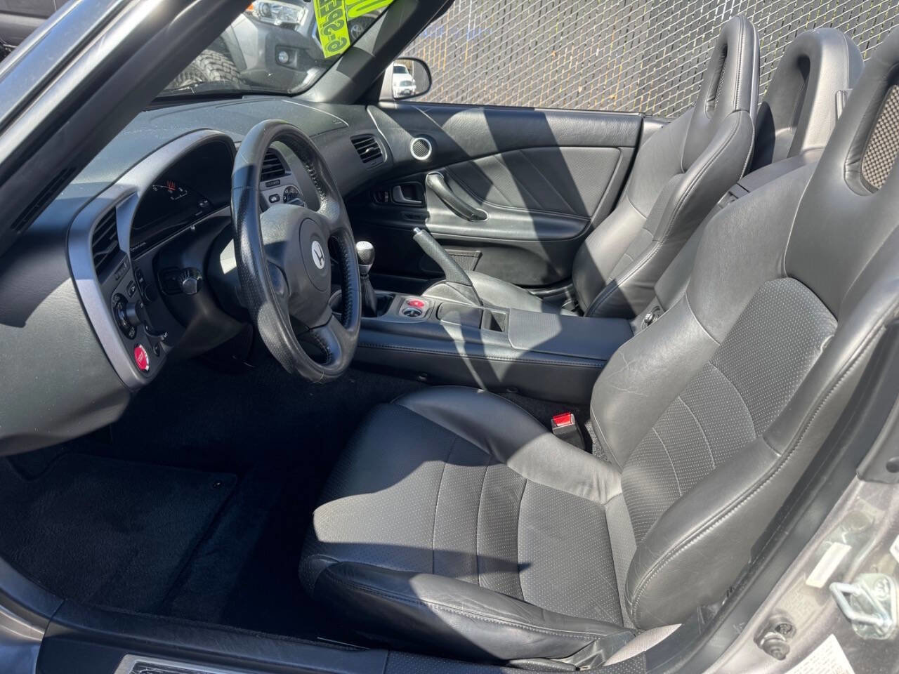 Used 2003 Honda S2000 Base 2dr Convertible image 10