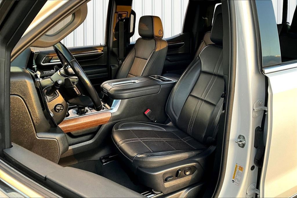 Used 2022 Chevrolet Silverado 1500 High Country image 21