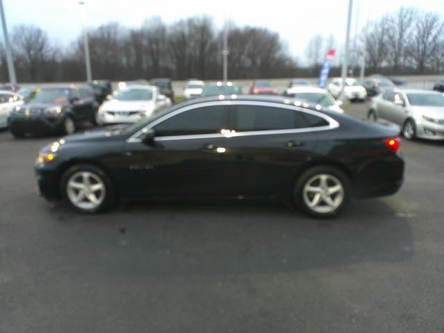 Used 2016 Chevrolet Malibu LS FWD image 3