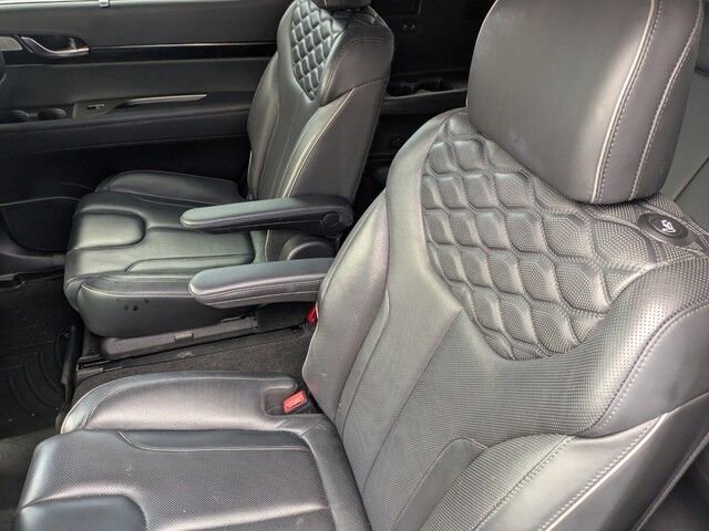 Used 2021 Hyundai Palisade Limited image 16