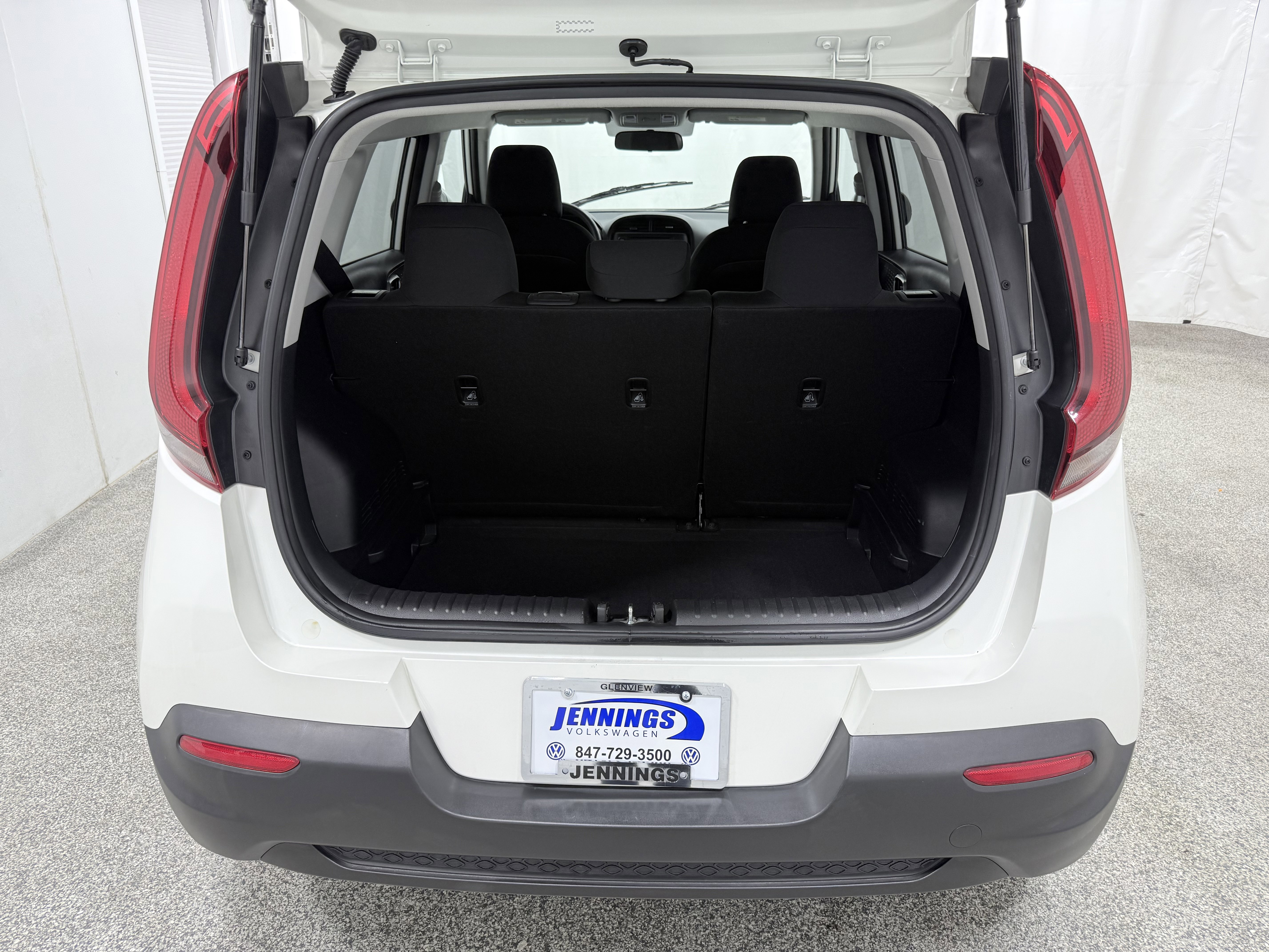 Used 2021 Kia Soul LX image 9