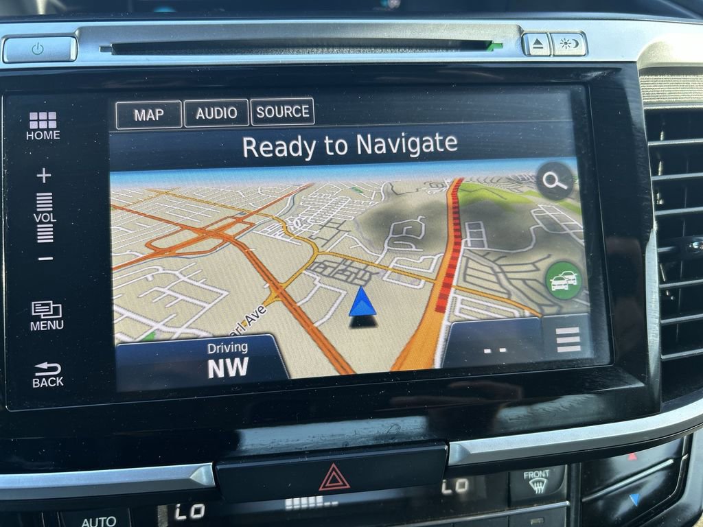 Used 2017 Honda Accord Touring image 18