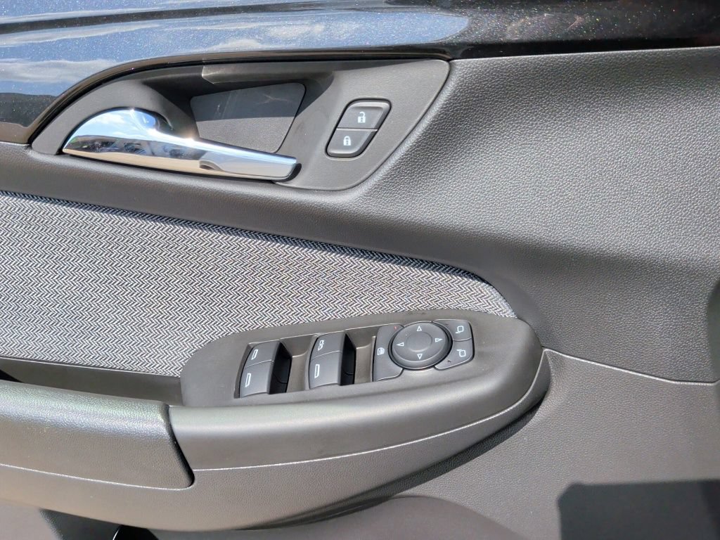 New 2026 Chevrolet TrailBlazer LS w/ LS Convenience Package FWD image 11