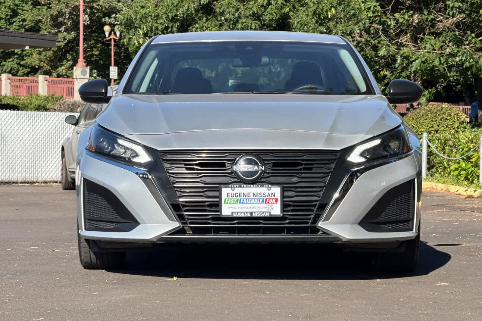 Used 2025 Nissan Altima 2.5 SV FWD image 10