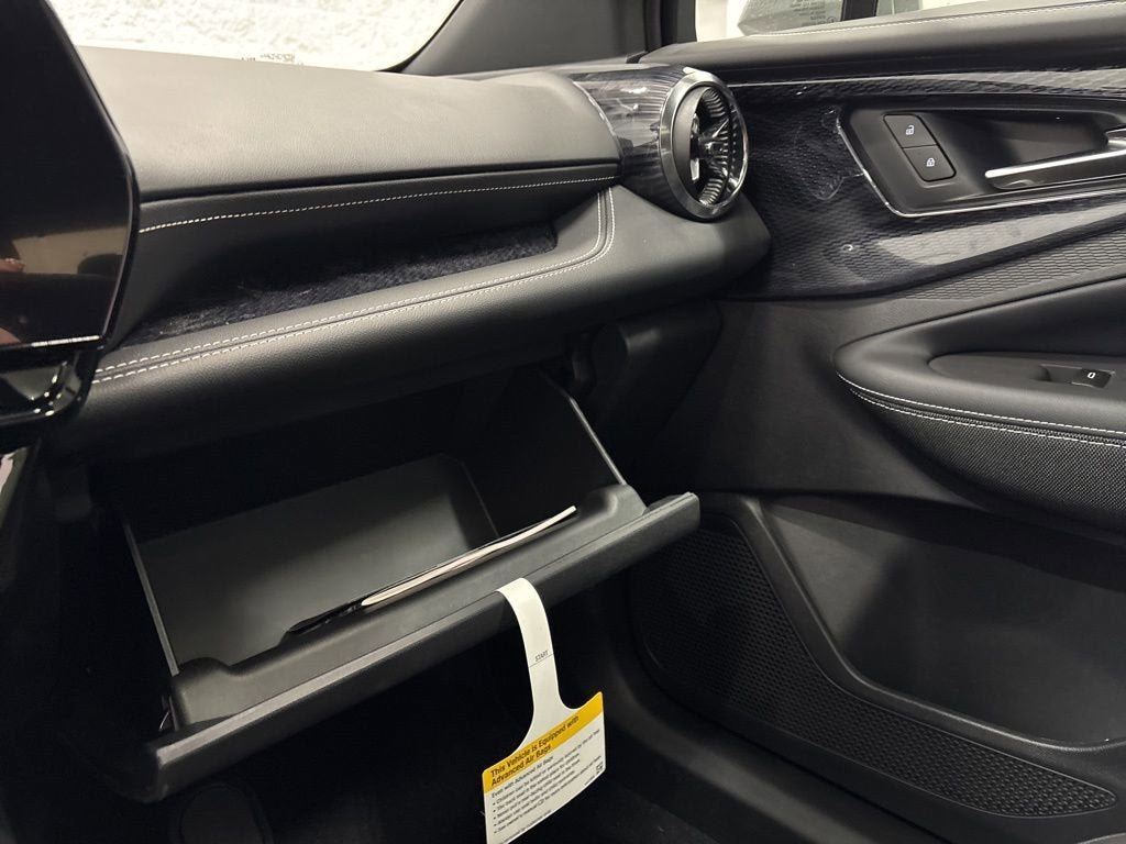 New 2026 Chevrolet Blazer EV LT AWD/4WD image 18