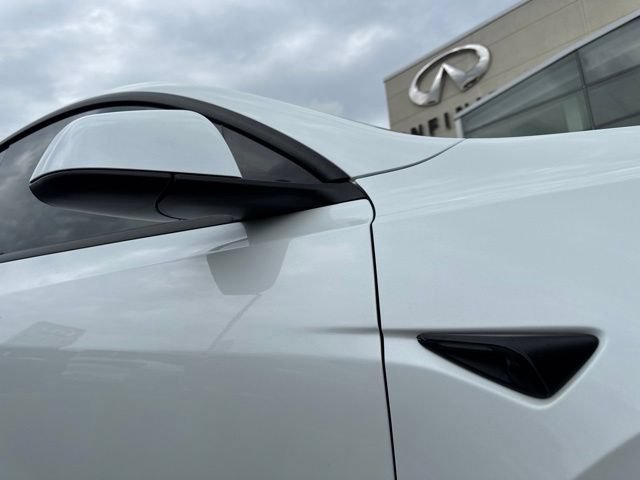 Used 2024 Tesla Model Y Performance AWD/4WD image 25