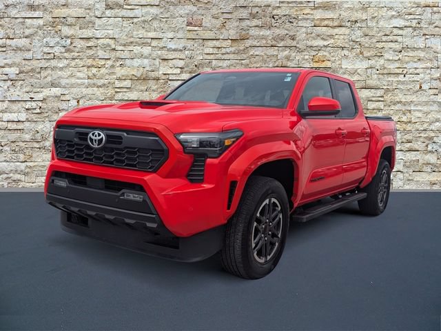 Used 2024 Toyota Tacoma TRD Sport AWD/4WD image 5