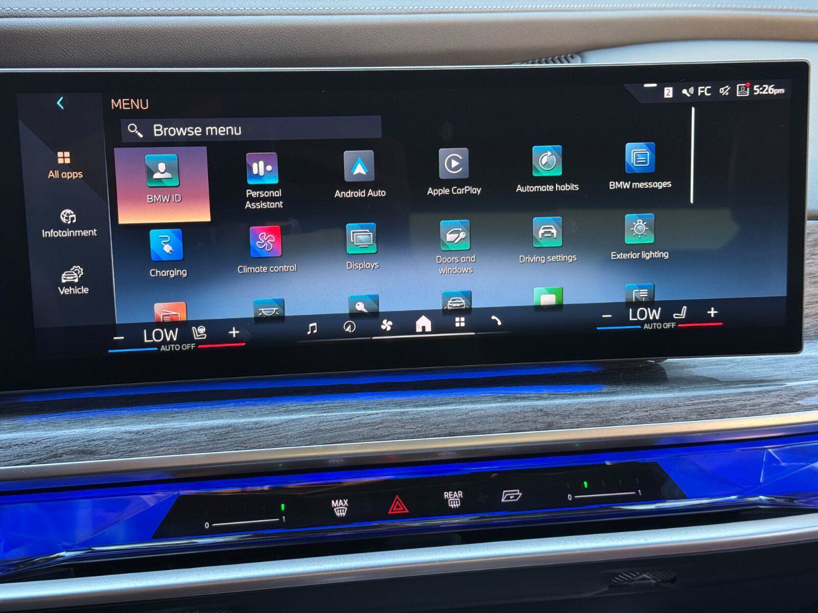 Used 2024 BMW i7 xDrive60 AWD/4WD image 26