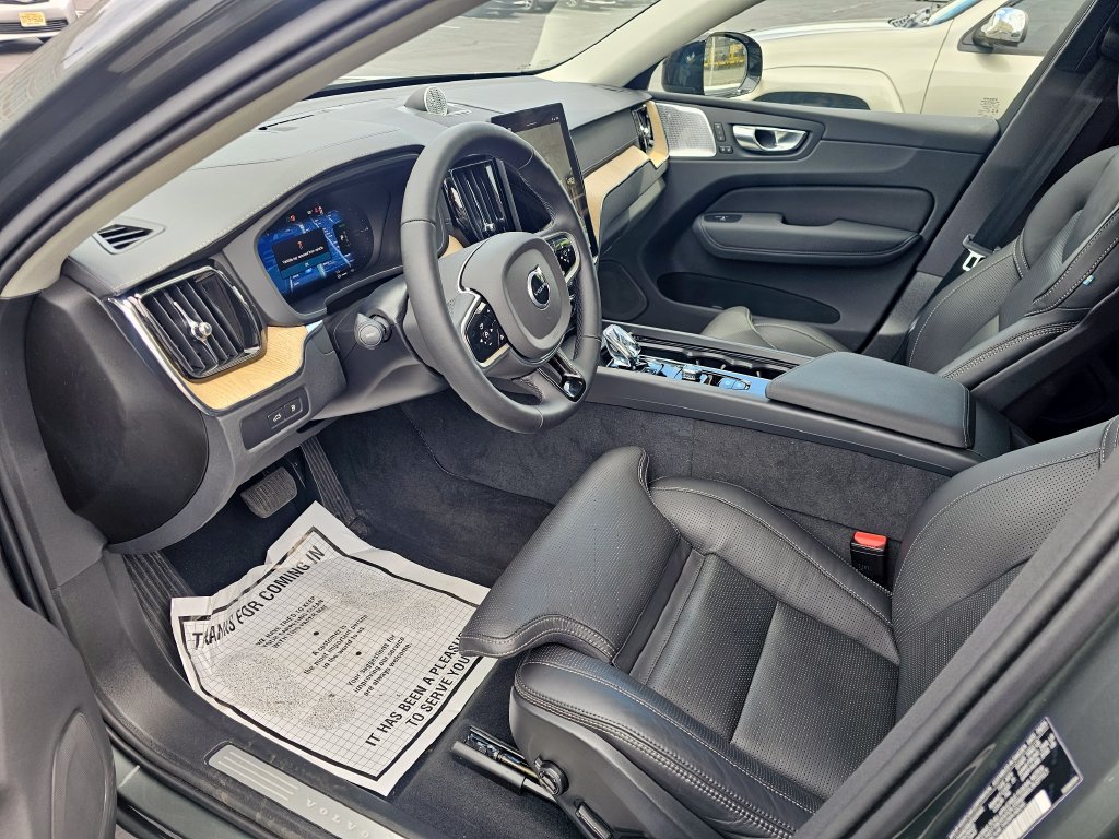 Certified 2026 Volvo XC60 T8 Ultra AWD/4WD image 41
