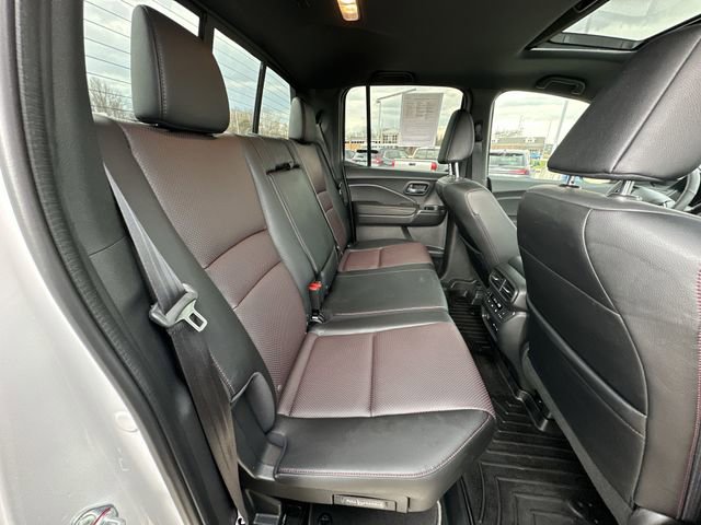 Used 2025 Honda Ridgeline Black Edition image 30