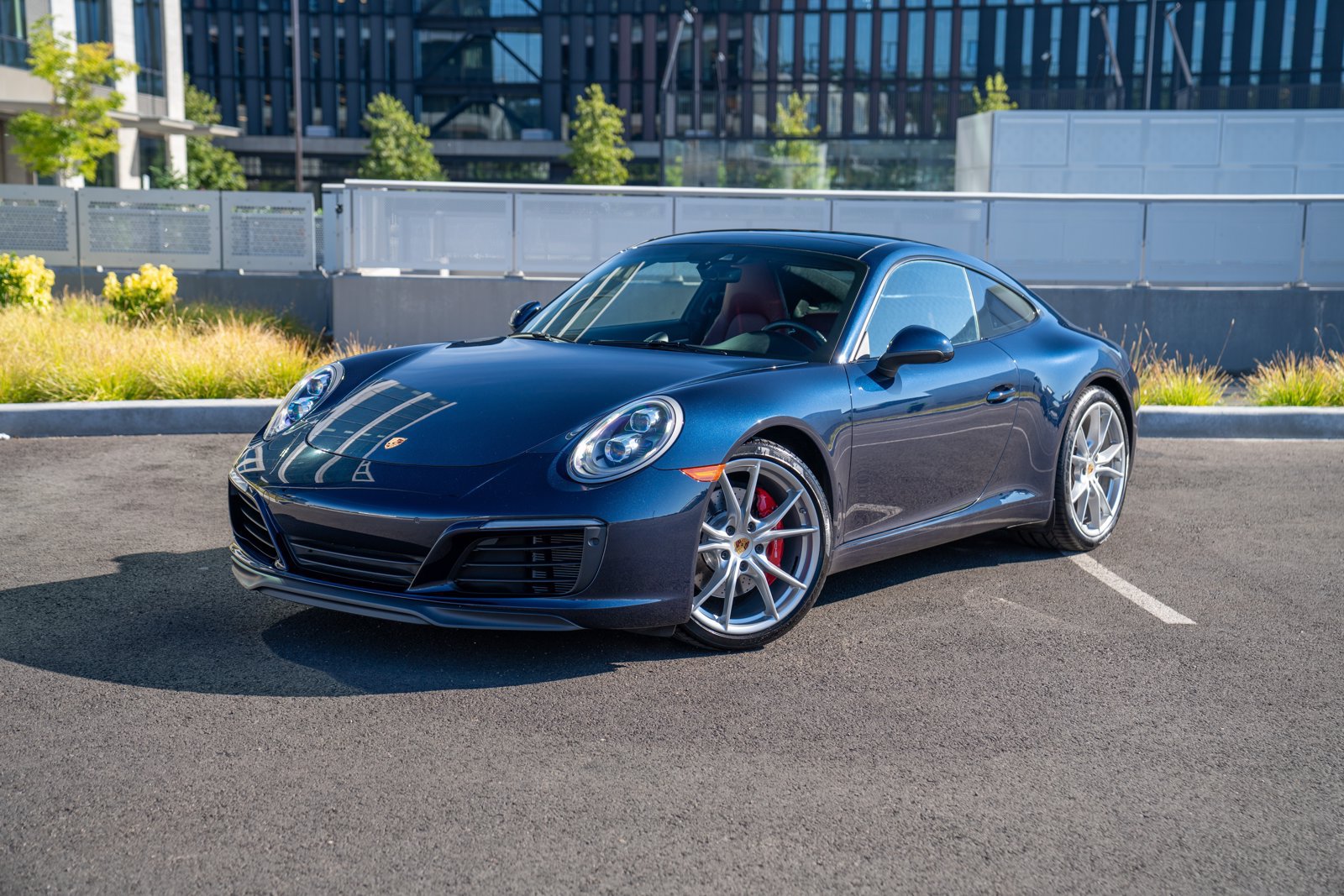 Certified 2018 Porsche 911 Carrera S RWD image 1
