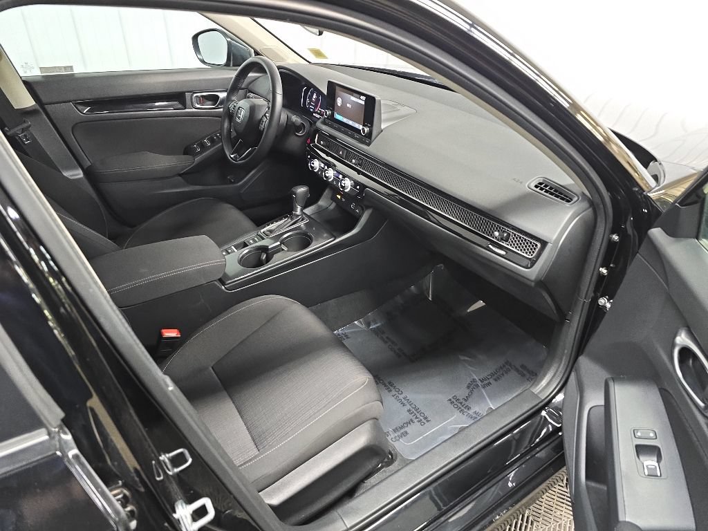 Used 2023 Honda Civic EX image 16