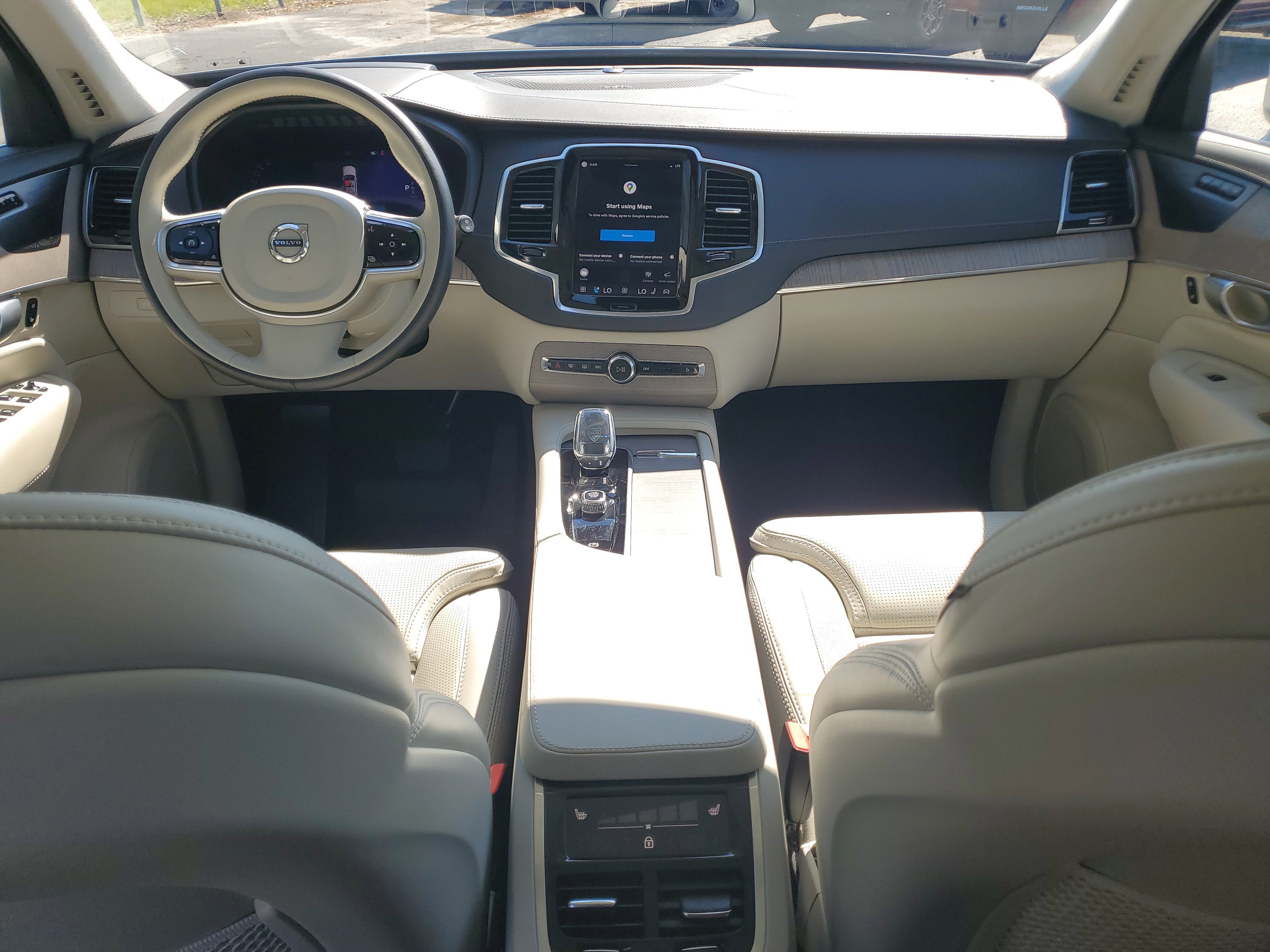 Used 2024 Volvo XC90 B6 Ultimate w/ Lounge Package AWD/4WD image 20