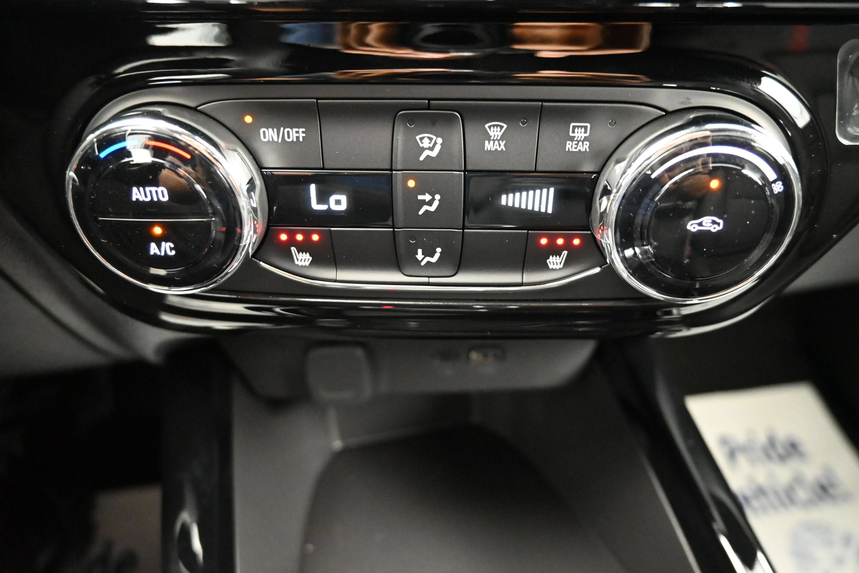 New 2026 Chevrolet Trax RS w/ Driver Confidence Package FWD image 17
