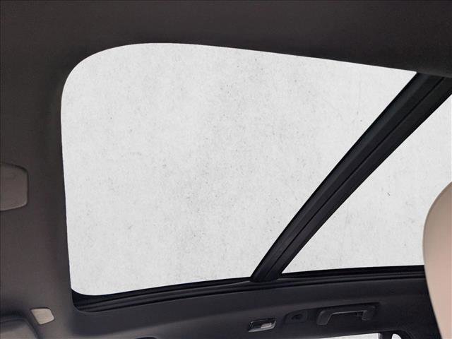 Certified 2026 Volvo XC90 T8 Plus w/ Protection Package Premier image 5