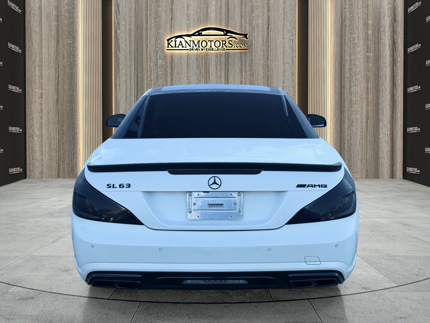 Used 2015 Mercedes-Benz SL 63 AMG image 5