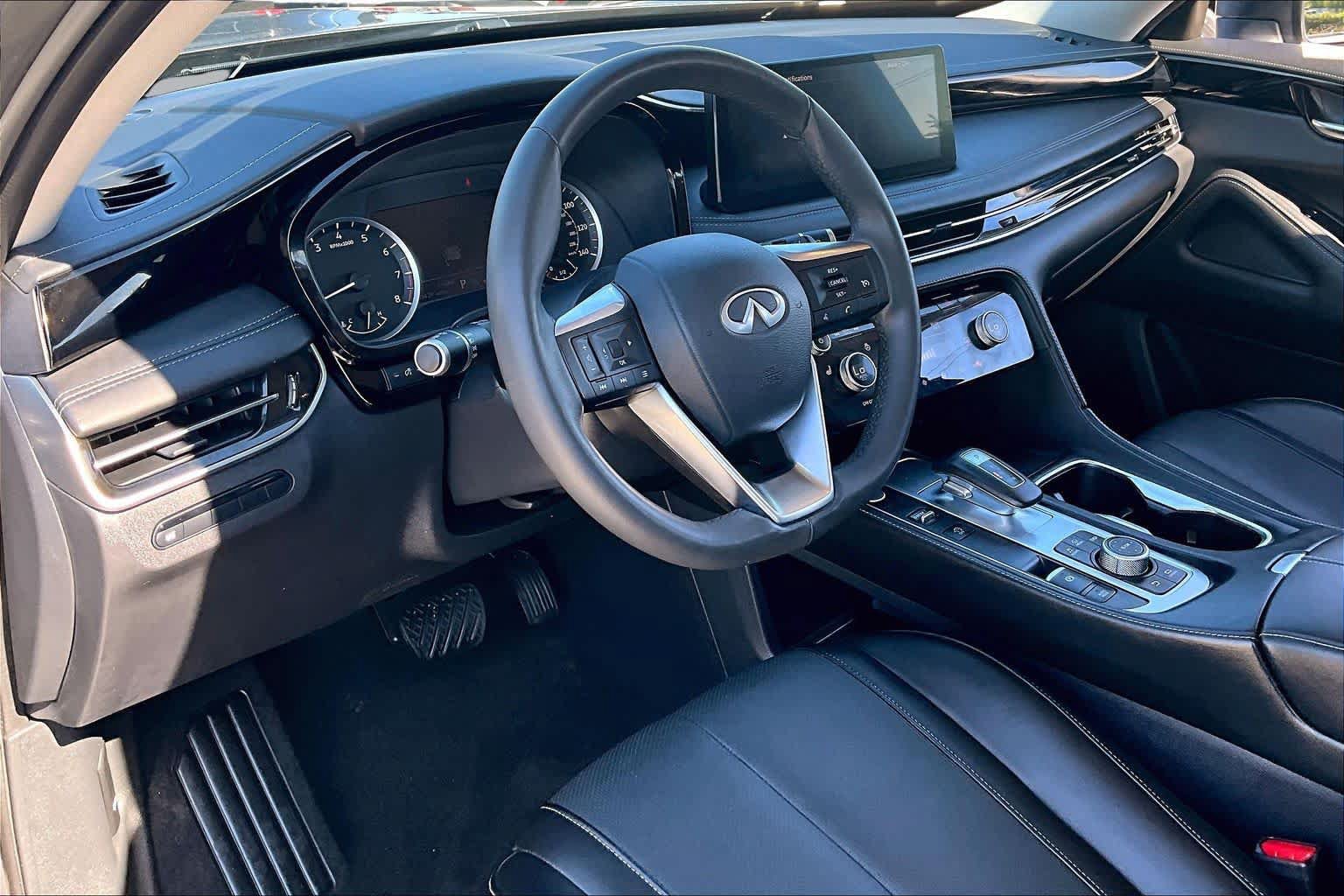 Used 2024 INFINITI QX60 Pure FWD image 18
