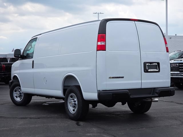 New 2026 Chevrolet Express 2500 w/ Driver Convenience Package RWD image 14