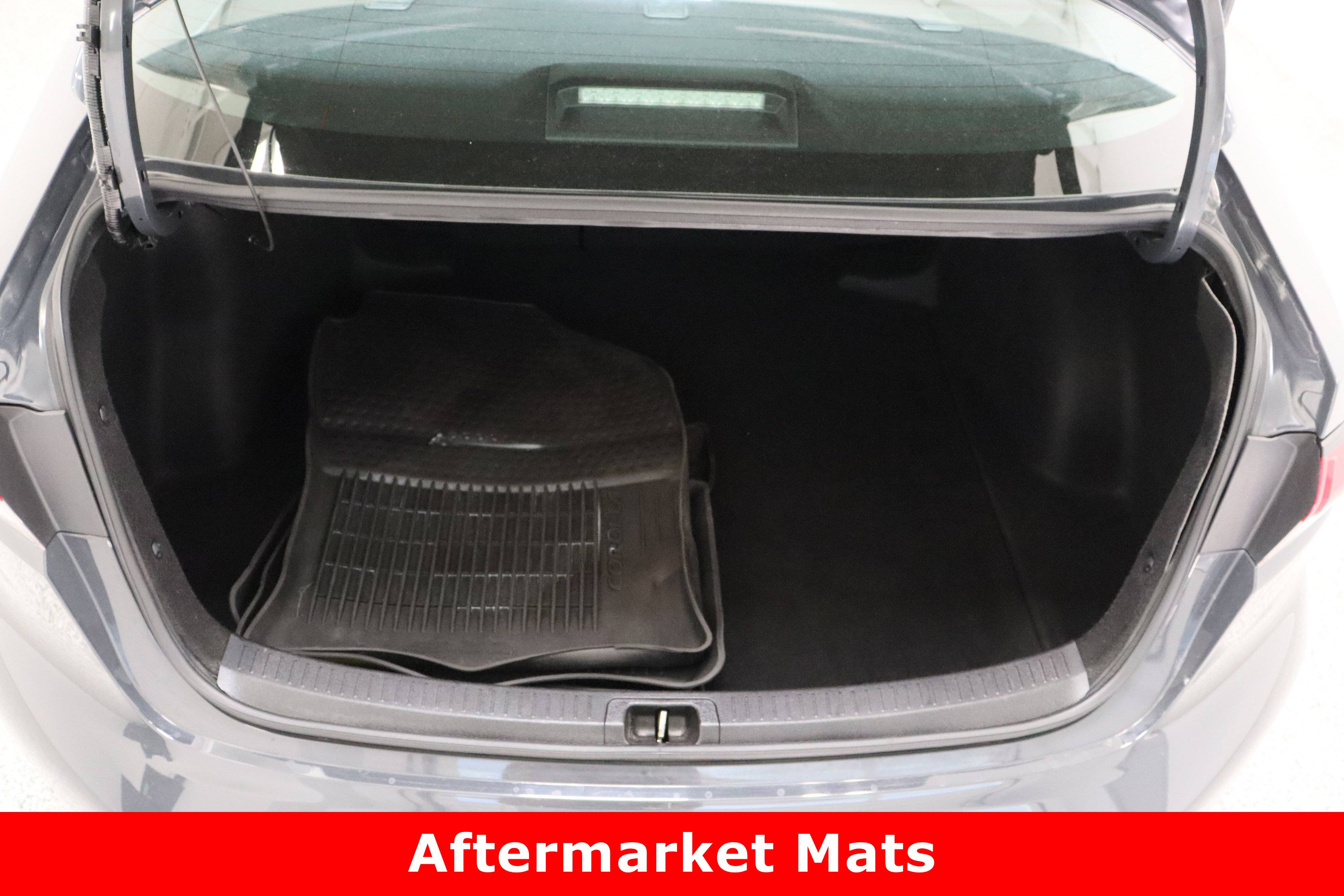 Used 2024 Toyota Corolla SE image 29