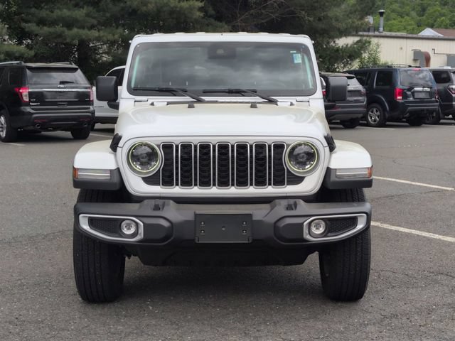 Certified 2025 Jeep Wrangler Unlimited Sahara AWD/4WD image 2