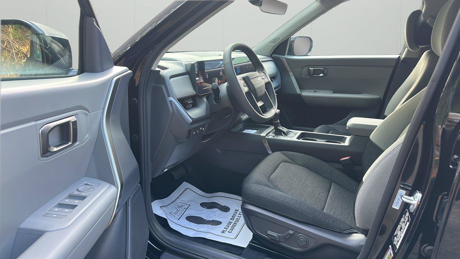 New 2027 Kia Seltos S FWD image 23