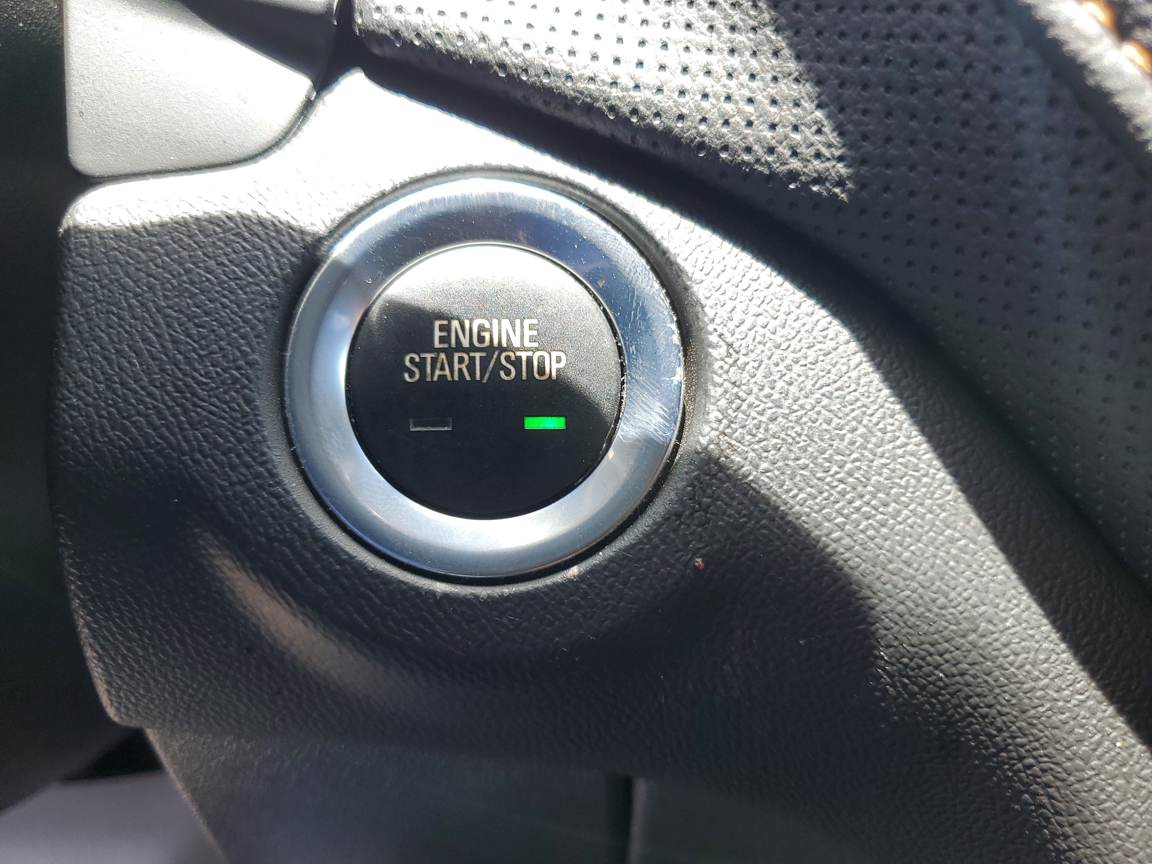 Used 2021 Chevrolet Equinox Premier FWD image 28