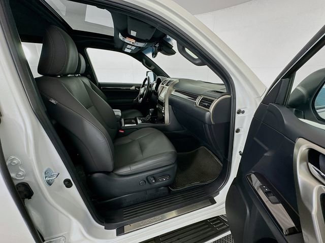 Used 2021 Lexus GX 460 Premium w/ Premium Package image 29