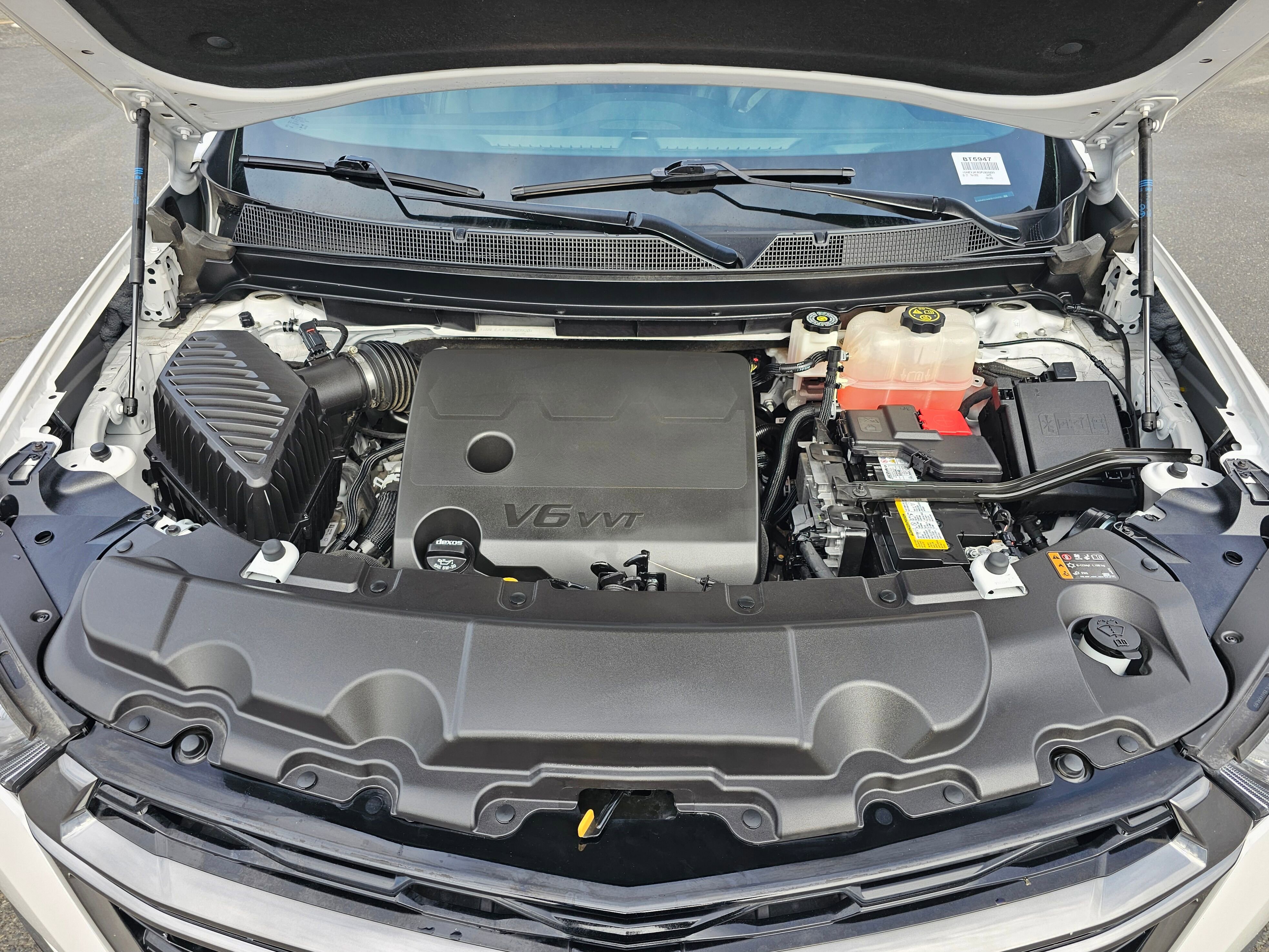 Used 2023 Chevrolet Traverse RS image 41
