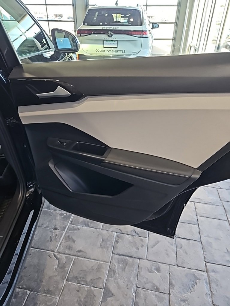 Used 2025 Volkswagen Taos S image 14