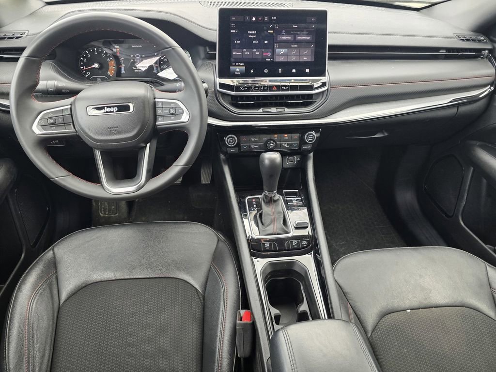 Used 2024 Jeep Compass Trailhawk AWD/4WD image 14