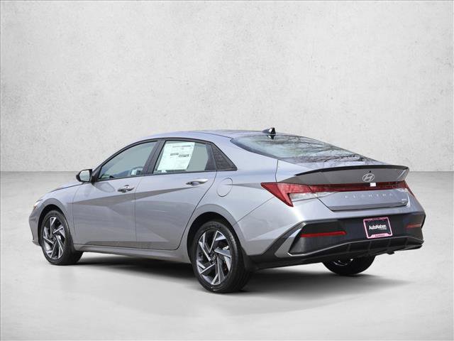 New 2025 Hyundai Elantra SEL image 7
