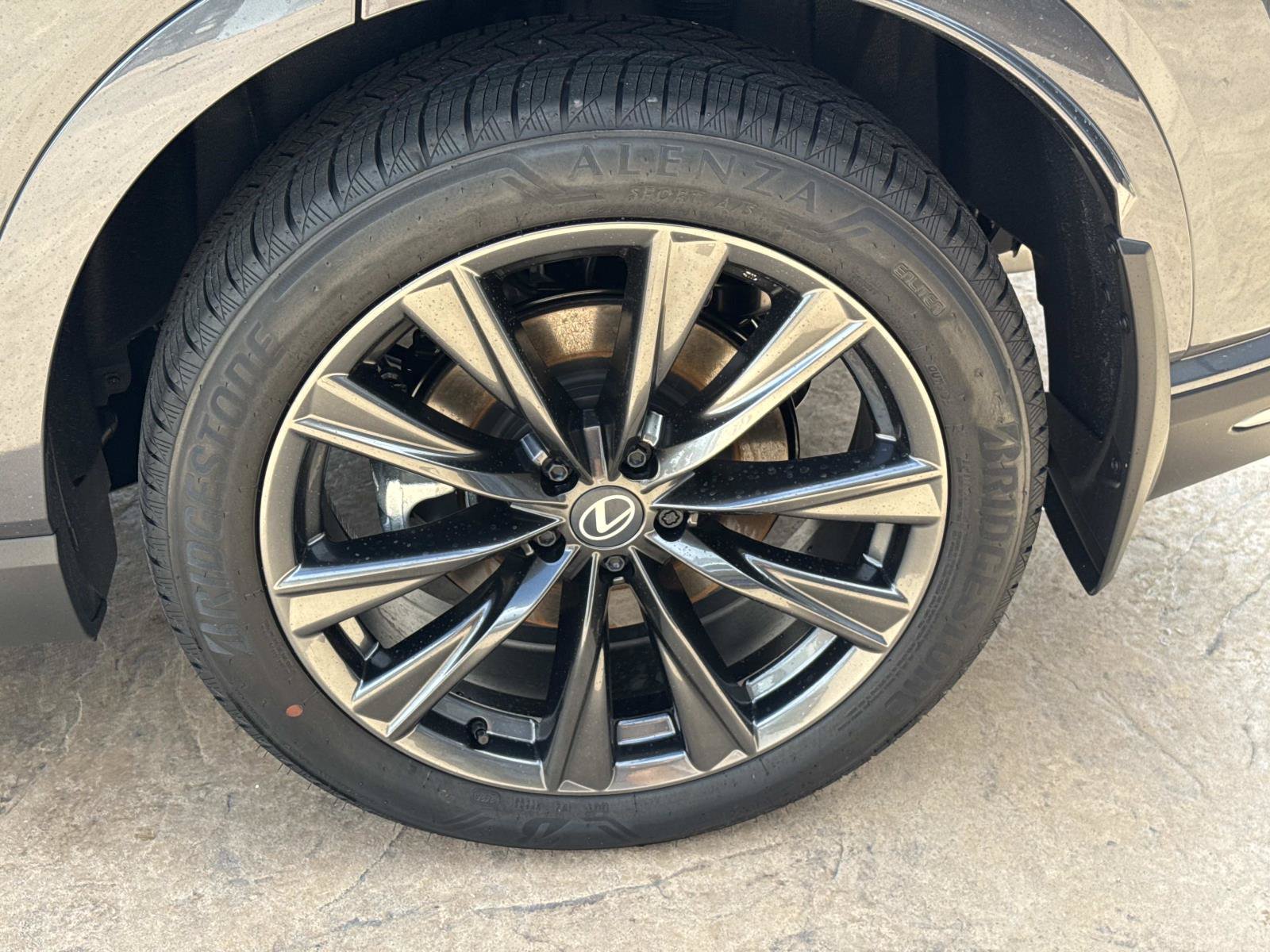 New 2026 Lexus RX 350 F Sport AWD/4WD image 22
