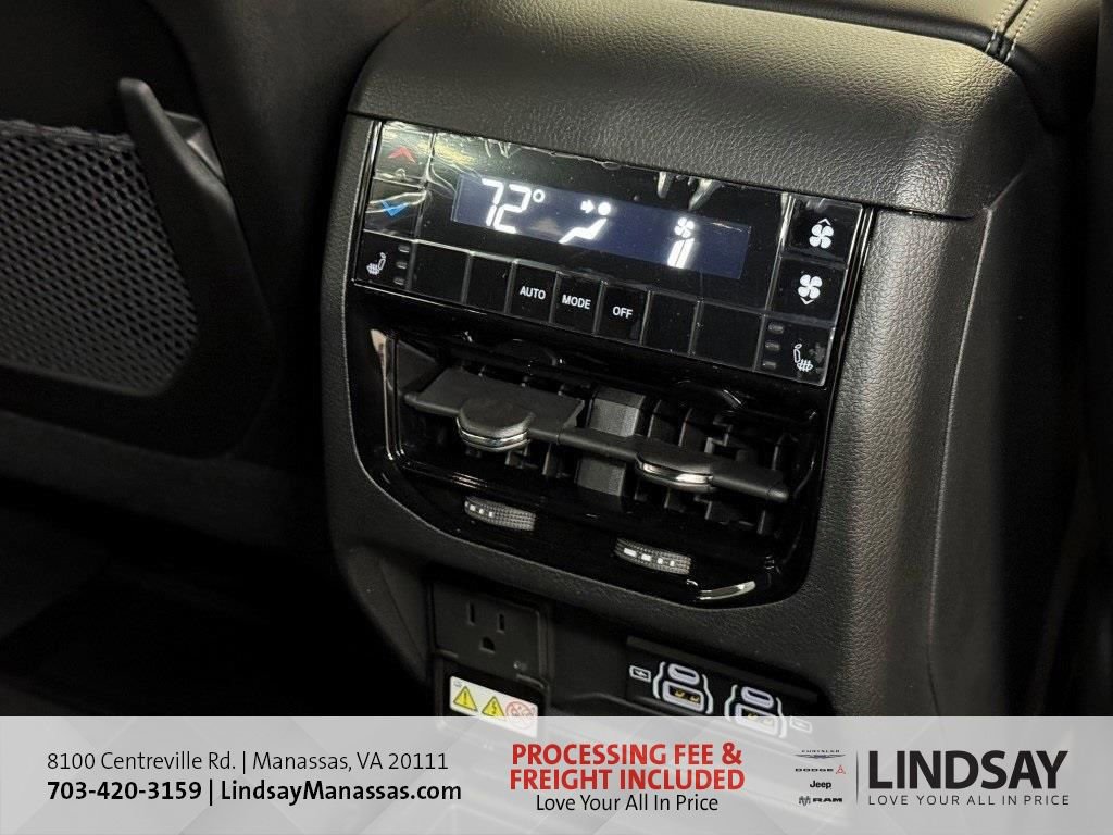 New 2025 Jeep Grand Cherokee L Limited w/ Luxury Tech Group II image 16