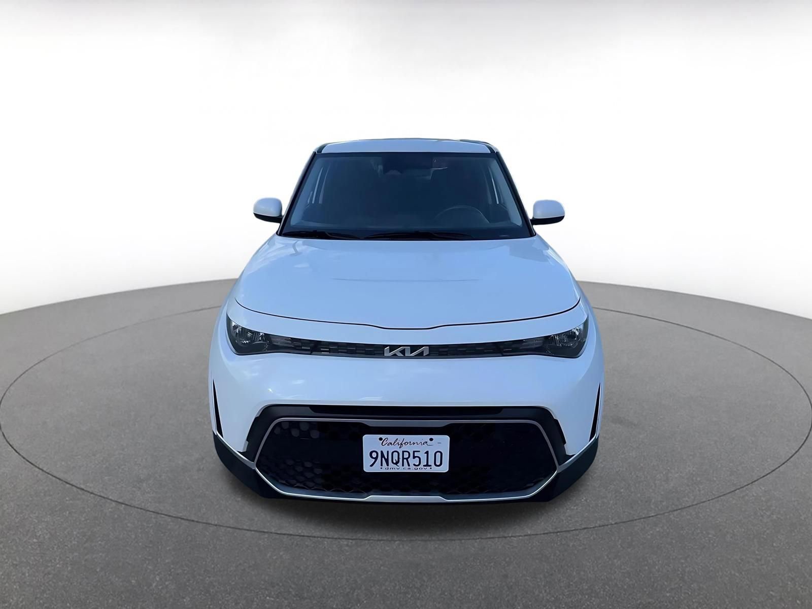 Used 2025 Kia Soul LX w/ LX Technology Package image 4