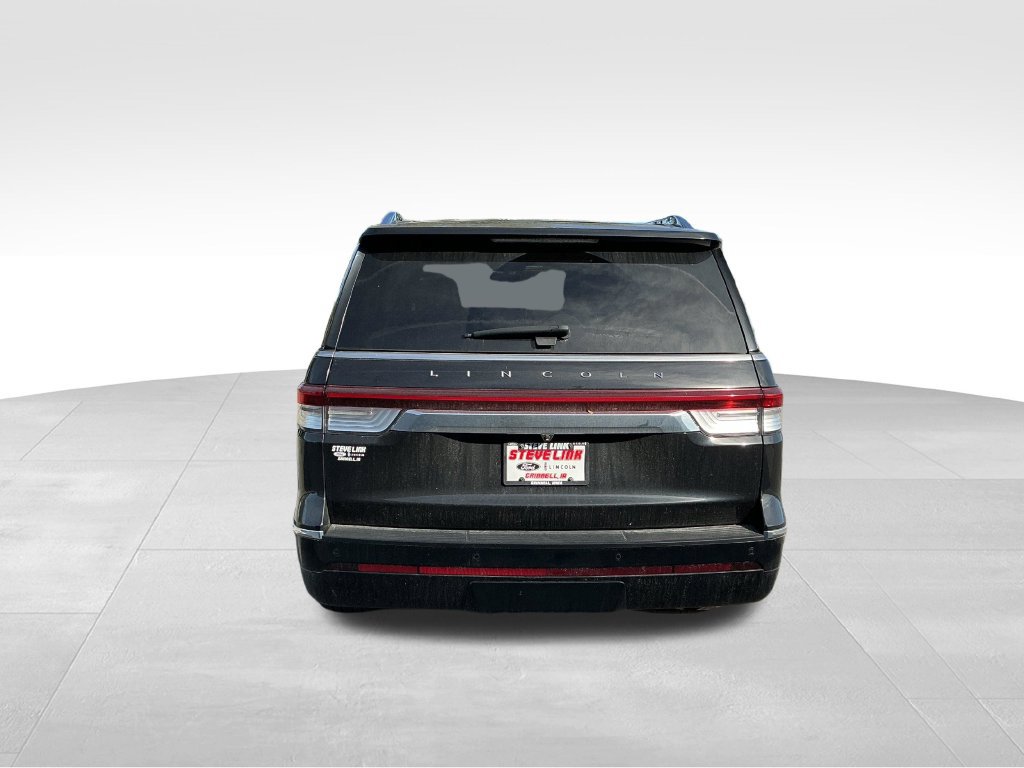 Used 2023 Lincoln Navigator L Reserve AWD/4WD image 4