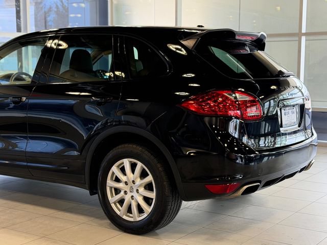 Used 2012 Porsche Cayenne AWD/4WD image 13