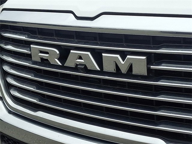 Used 2025 RAM 1500 Laramie image 31