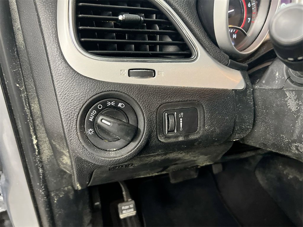 Used 2020 Dodge Journey SE w/ SE Popular Equipment Group image 17