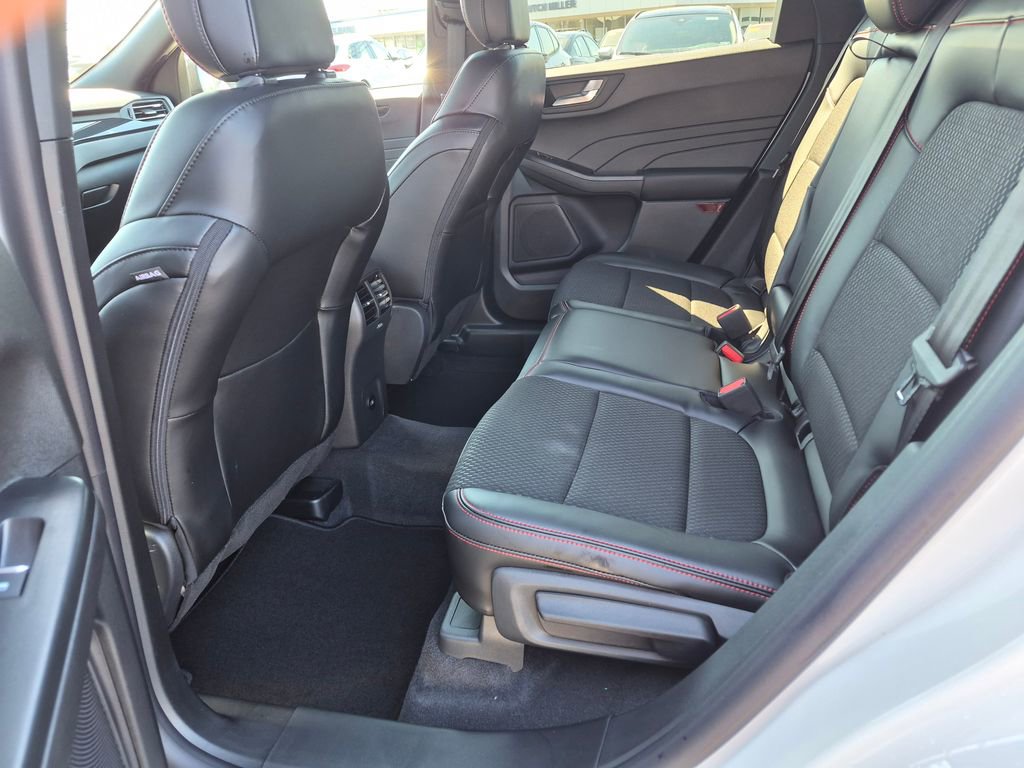 New 2026 Ford Escape ST-Line w/ Tech Pack #1 AWD/4WD image 27