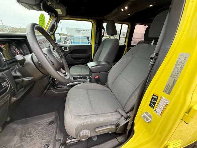 Used 2024 Jeep Wrangler Unlimited Sport AWD/4WD image 9