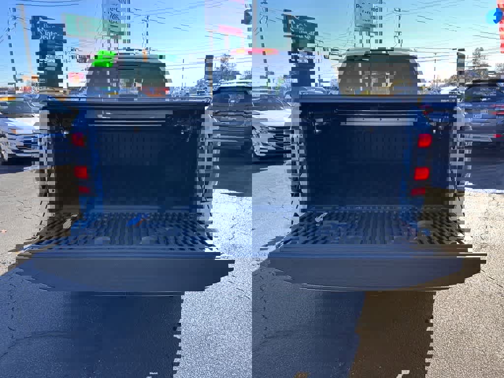 Used 2023 Nissan Frontier SV w/ SV Convenience Package image 27