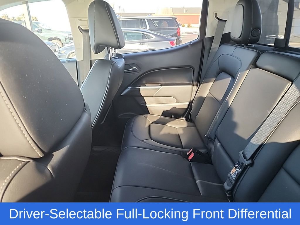 Used 2021 Chevrolet Colorado ZR2 w/ ZR2 Dusk Special Edition image 17