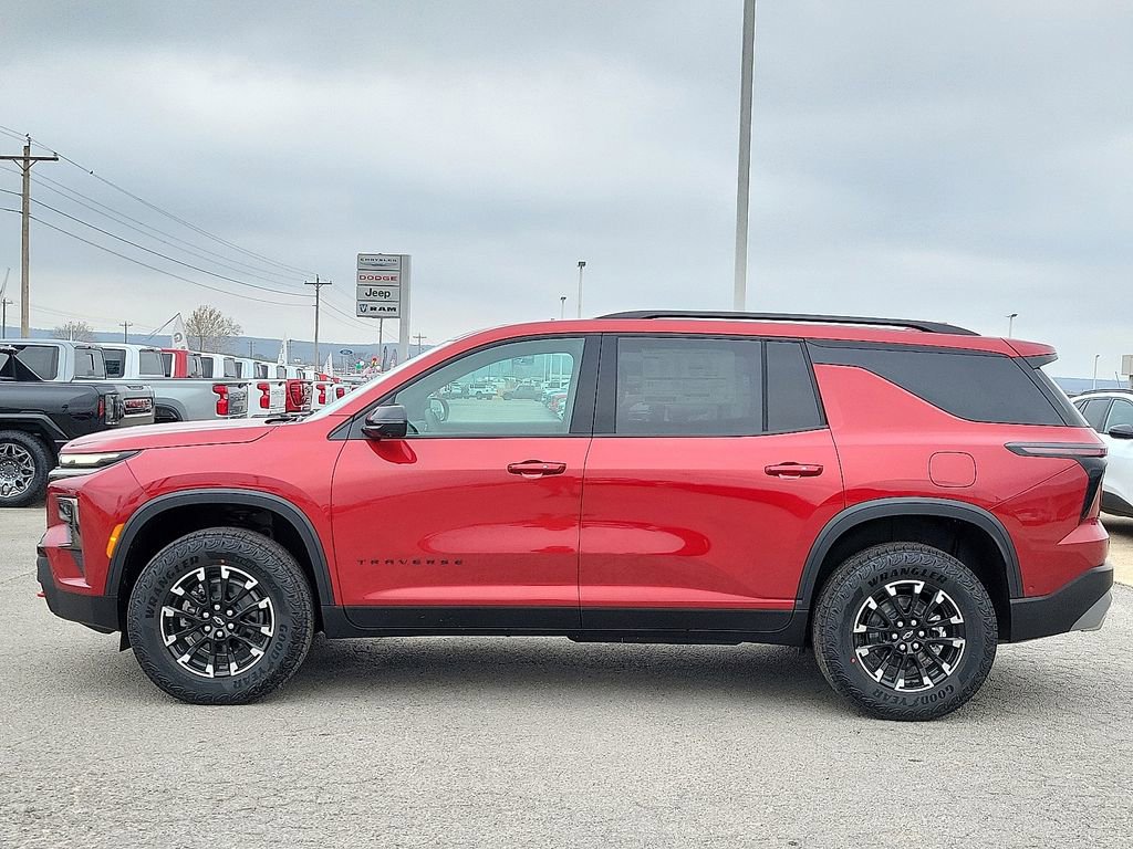 New 2026 Chevrolet Traverse Z71 w/ Enhanced Driving Package image 3