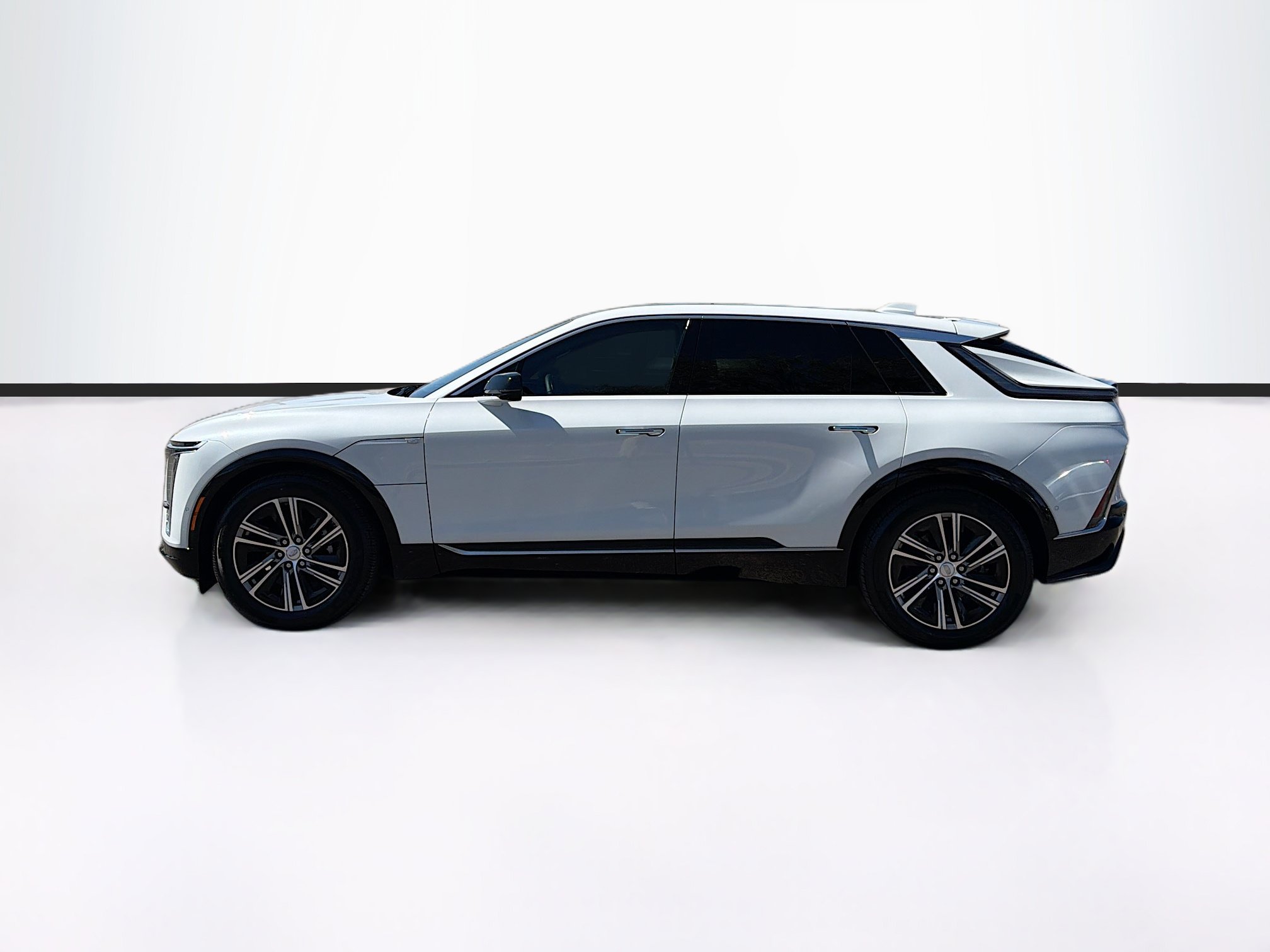Certified 2026 Cadillac Lyriq Luxury RWD image 8
